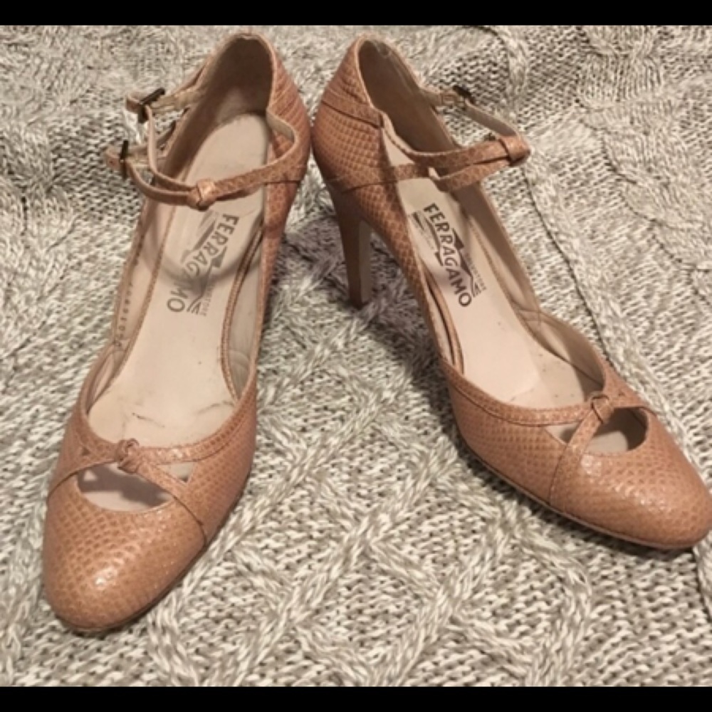 Salvatore Ferragamo Women’s Tan Leather Peep-Toe Heels
